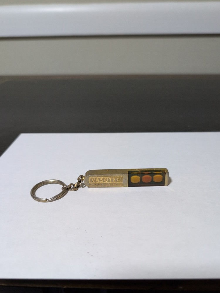 Vasotec Enalapril Maleate MSD Drug Pharmaceutical Representative Keychain Gold