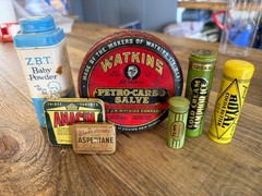 Vintage Pharmacy Apothecary Items