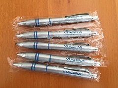 Set of 5 VIAGRA drug rep pens – plastic looks like metal – COOL!