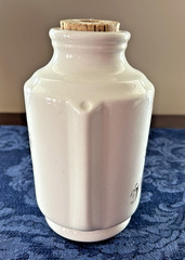 Lilly Westminster Respiratory Inhaler London Replica (Nonfunctional) 6″ w/ Cork