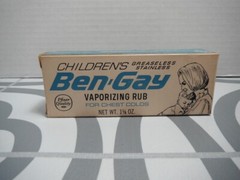 Vintage 1966 Children’s BEN-GAY VAPORIZING RUB in box Pfizer metal tube NOS 60s