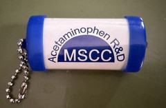 Vintage Acetaminophen R&D MSCC Pharmaceutical Promotional Keychain Flashlight