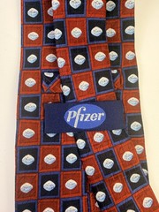 Viagra Pfizer Silk Tie Drug Rep Pharmaceutical Necktie Blue Pill Capsules Red