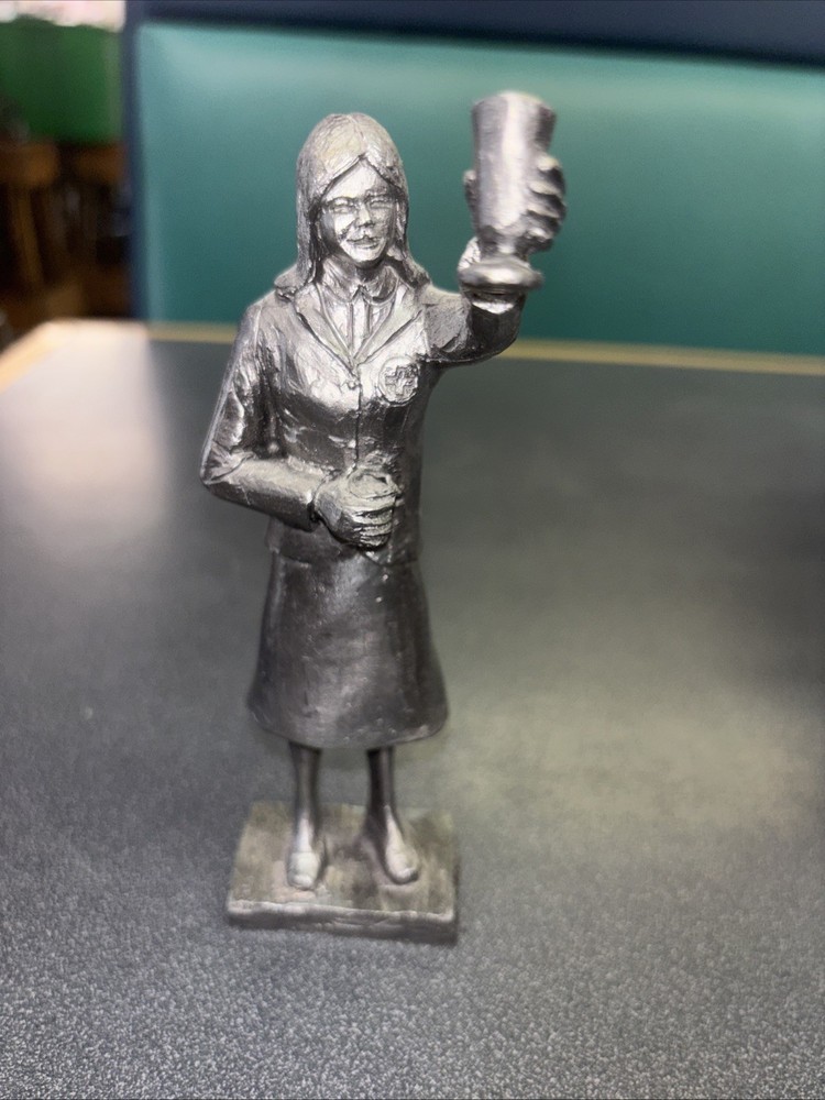 Vintage Handcrafter Pewter PHARMACIST Druggist Statue 6″ Female w Mortar Pestle