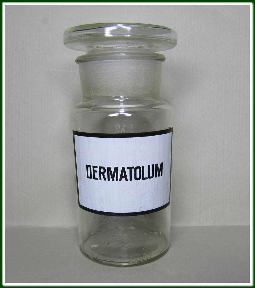 Vintage Medical Science Glass Bottle,Germany,DERMATOLUM