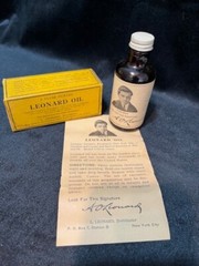 Vintage Leonard Oil Nasal Spray Medicine Bottle Leonard Distributor NY – FULL!
