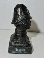 Vintage The Oxford Bobby Bust Statue Bristol Laboratories 1977 Tegopen Syracuse