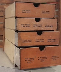 vintage sore feet medical store display JOHNSON & JOHNSON ca.1949 CORN & BUNION