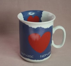 ADVERTISING NORVASC CUPS / MUGS RED HEART & BLUE ECHT KARLBADER HNC AG PORCELAIN