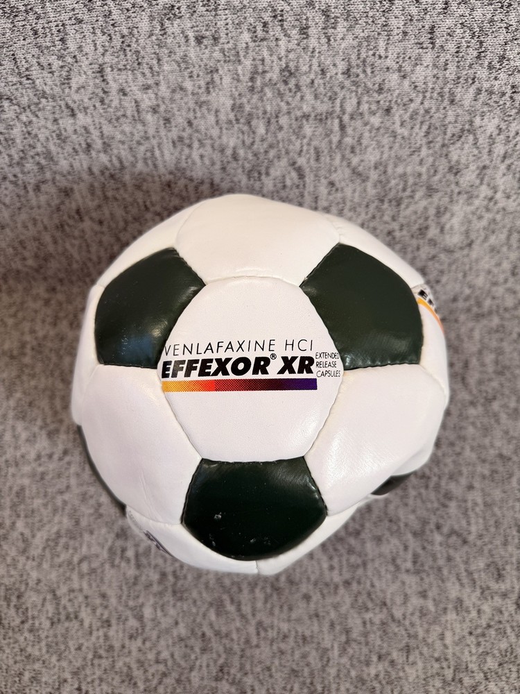 Rare Venlafaxine Effexor XR Soccer Ball Drug Rep Pharmaceutical Advertising READ