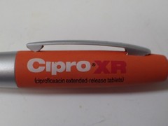 (18) High-End Pharmaceutical & More Advertising Pens Plastic & Metal Some Lights