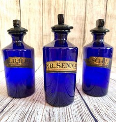3 x ANTIQUE 1850’s APOTHECARY COBALT BLUE JARS CHEMIST PHARMACY BOTTLES 22cms