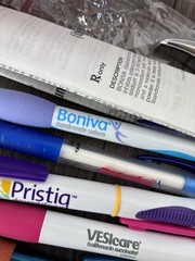 Lot of Pharmaceutical Rep Drug Pens Promo Items Xyzal Boniva Allegra Mobic Amrix