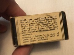 CAL ASPIRIN VINTAGE FULL TUBE IN ORIGINAL BOX, STERLING PRODUCTS, WHEELING