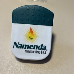Namenda Drug Rep Pen And Magnet Clip
