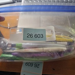 Lot Plastic Pharmaceutical Drug Rep Pens Medical Collectibles
