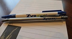 ZYRTEC Pharmaceutical Medical Lot – 2x Pens + Notebook Vintage Metal Pen Writes