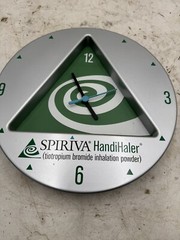 SPIRIVA Promotional WALL CLOCK 10″ HandiHaler Doctor Pharmaceutical WORKING!