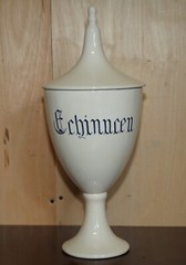 14 LARGE ORIGINAL ANTIQUE ITALIAN APOTHECARY HABERDASHERY CHEMIST CERAMIC JARS