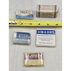 Pharmaceutical Collectibles Lot. Dr Jayne Is Pkging Only Medicines Vintage