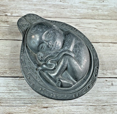 Vtg 1950-60s Parke-Davis Tabron Pharmaceutical Fetus Baby Pewter Paperweight