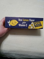 Vintage Lemon Vicks Medicated Cough Drops .10, 20 package case in display box