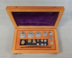 Vintage August Sauter Weights Pharmacists Set in Original Box – Germany