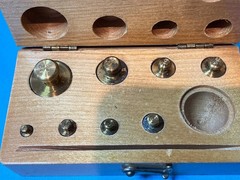 Vintage Fisher USA Scientific Co. Laboratory/Apothecary Metric Weight Set . B3