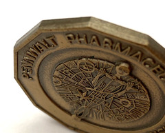 Vintage Pennwalt Pharmaceutical Division Coin (J2)