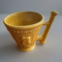 Galen Mortar & Pestle Promotional Pharmacy Mug, Yellow gold, Vintage 1960s