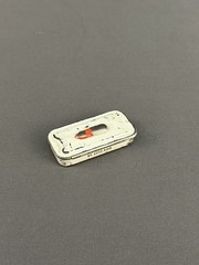 VTG Lilly Pharmaceutical Darvon-65 Compound Pulvule Sample Tin