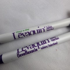 Lot of 2 Levaquin Medical Drug Rep Pharmaceutical Pens Working Purple White Bic