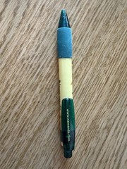 Green & Yellow Namenda LOGO Clicky PEN Drug Rep Pharmaceutical Advertising WORKS