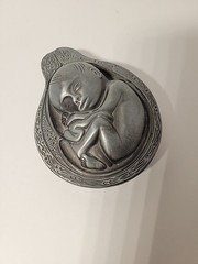 Vtg 1950-60s Parke-Davis Tabron Baby In Womb Fetus Pewter Heavy Paperweight