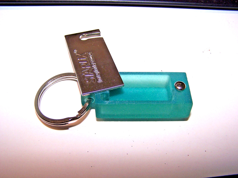 STARLIX Pill Box KEY CHAIN PHARMACEUTICAL DRUG REP unique Keyring