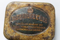 Antique German RISINETTEN Medical Pills Empty Tin Box 1940’s