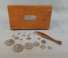Vintage August Sauter Weights Pharmacists Set in Original Box – Germany