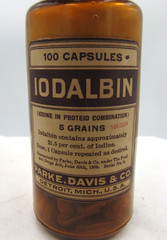 BW – 1890’s Parke, Davis & CO IODALBIN Detroit Mich 5 “ Medicine bottle