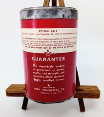 Vintage Round Box Full of York Pharmacal Co. Epsom Salt ‚Magnesium Sulphate 1 Lb