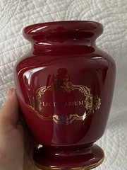 Apothecary Jar, Eli Lily „Lactucarium“(Wild Lettuce) Pharmaceutical Burgundy Red