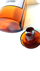 TINCTURA CAPSICI Vintage Glass Apothecary Pharmacy Brown Bottle 250ml