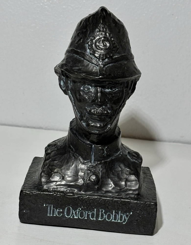 Vintage The Oxford Bobby Bust Statue Bristol Laboratories 1977 Tegopen Syracuse