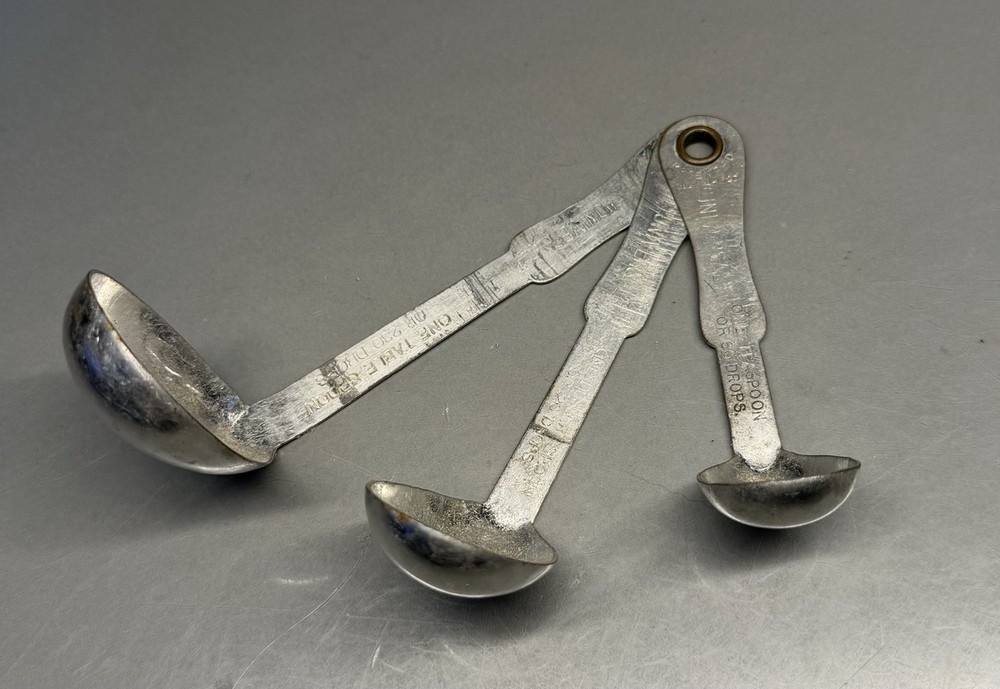 Antique Medical Pharmaceutical Medicine Measuring Spoons Universal