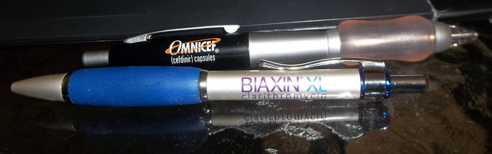 Lot of 2 Pharmaceutical Promo Pens – Omnicef & Biaxin XL Drug Rep Advertising