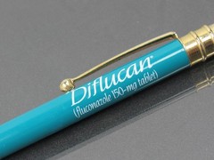 Diflucan Metal PEN Drug Rep Pharmaceutical Promo Advertising Nailhead Clicker