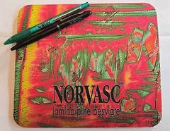 NORVASC Mouse Pad & Pens Medical Advertising Pharmaceutical Vintage Pens Write