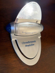 Drug rep-„Uniphyl“ chart clip with bright light to see notes! w/2 AAA batteries!