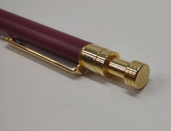 Aricept Donepezil HCL Pharmacutical Promotional Pen Red and Gold