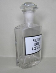 Vintage Medical Science Glass Bottle,Germany,SOLUTIO KALII ACETATIS