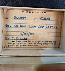 1928 Prescription 3″ Hinged Cardboard Box Silver Palace Pharmacy „Phone 51“